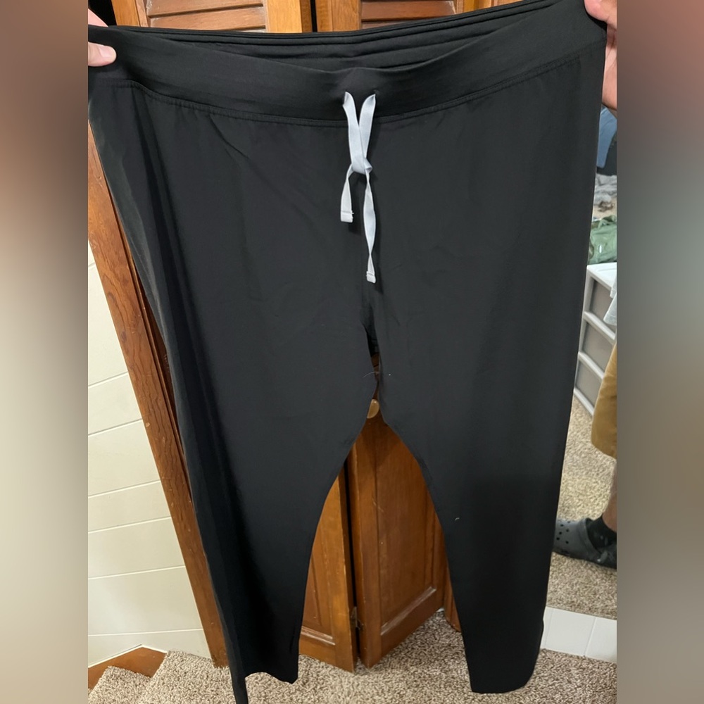 Figs Livingston basic scrub pants black